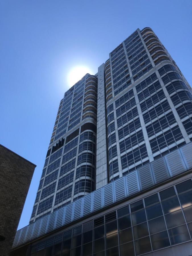Luxury Panoramic Balcony Swindon Central Exterior photo